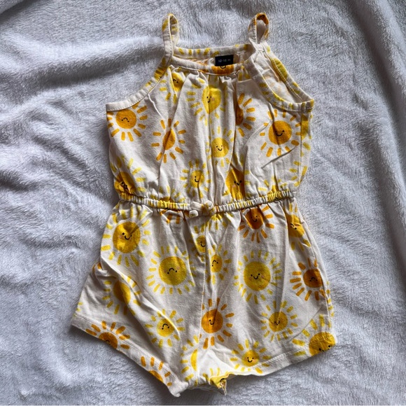 2/$20 Old Navy Sleeveless Jersey Knit Rompers Set of 2 - Picture 2 of 8